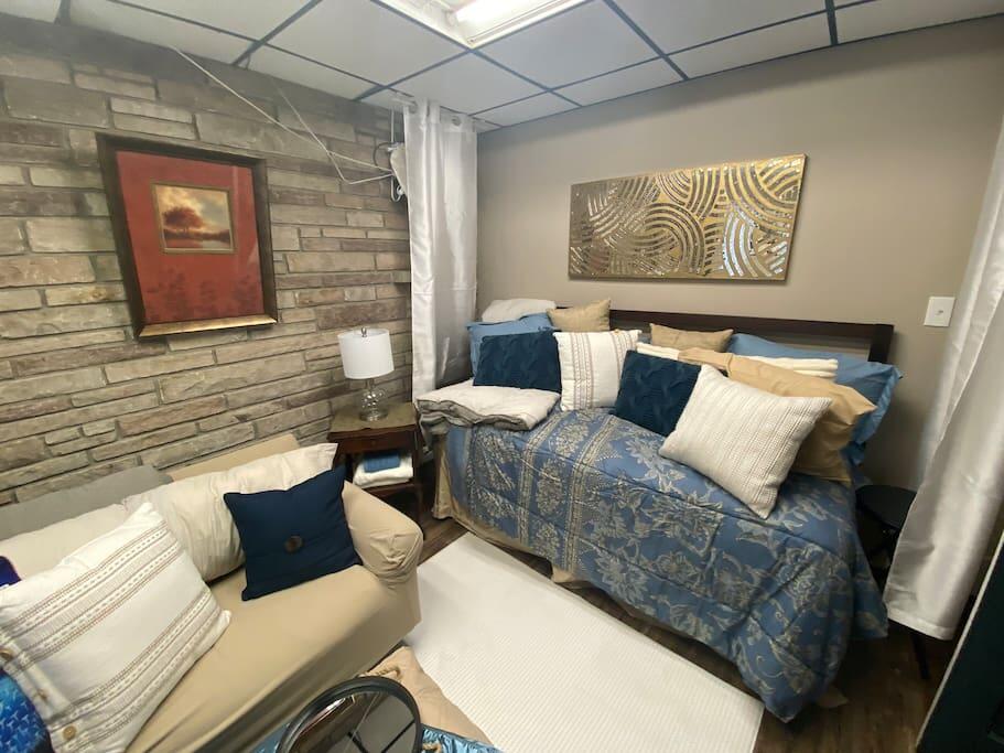 Vols Corner 2 - thumb 1