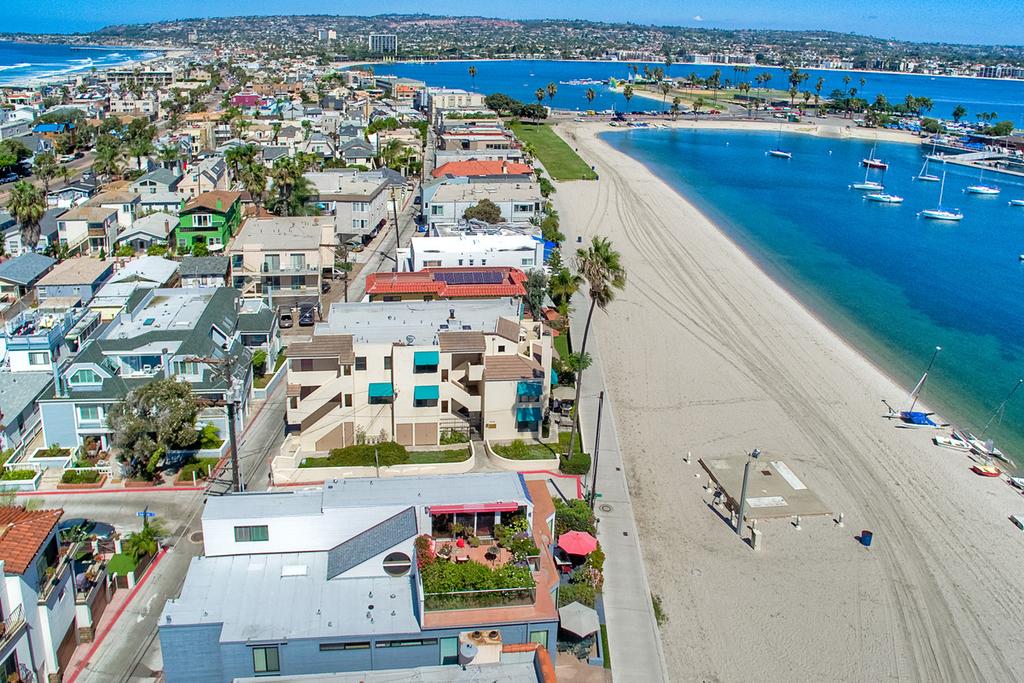 Waterfront Getaway 1 Townhouse - thumb 1