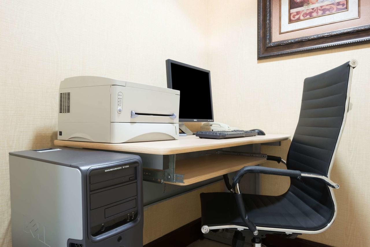 Days Inn & Suites By Wyndham Prattville-Montgomery - thumb 25