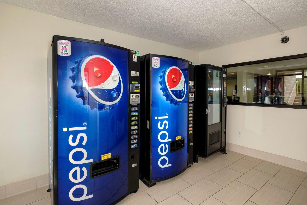 Red Roof Inn Gadsden - thumb 35