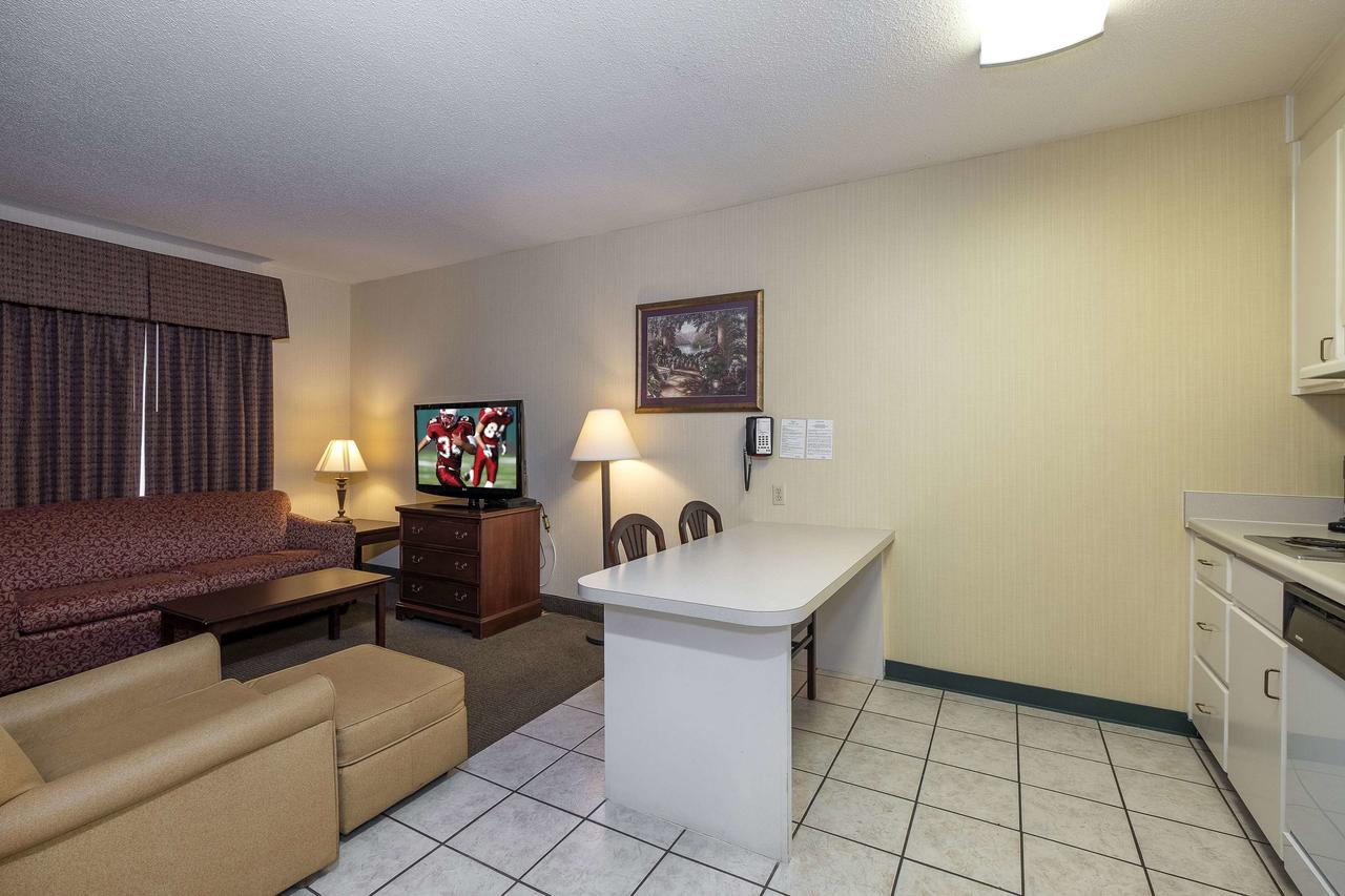 Red Roof Inn & Suites Dothan - thumb 37