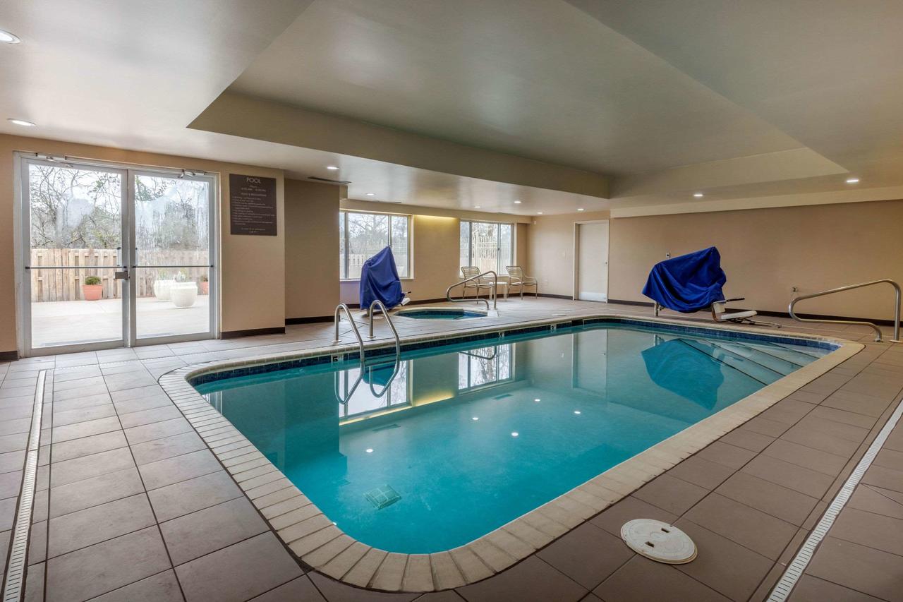 Comfort Inn & Suites Montgomery East Carmichael Rd - thumb 2