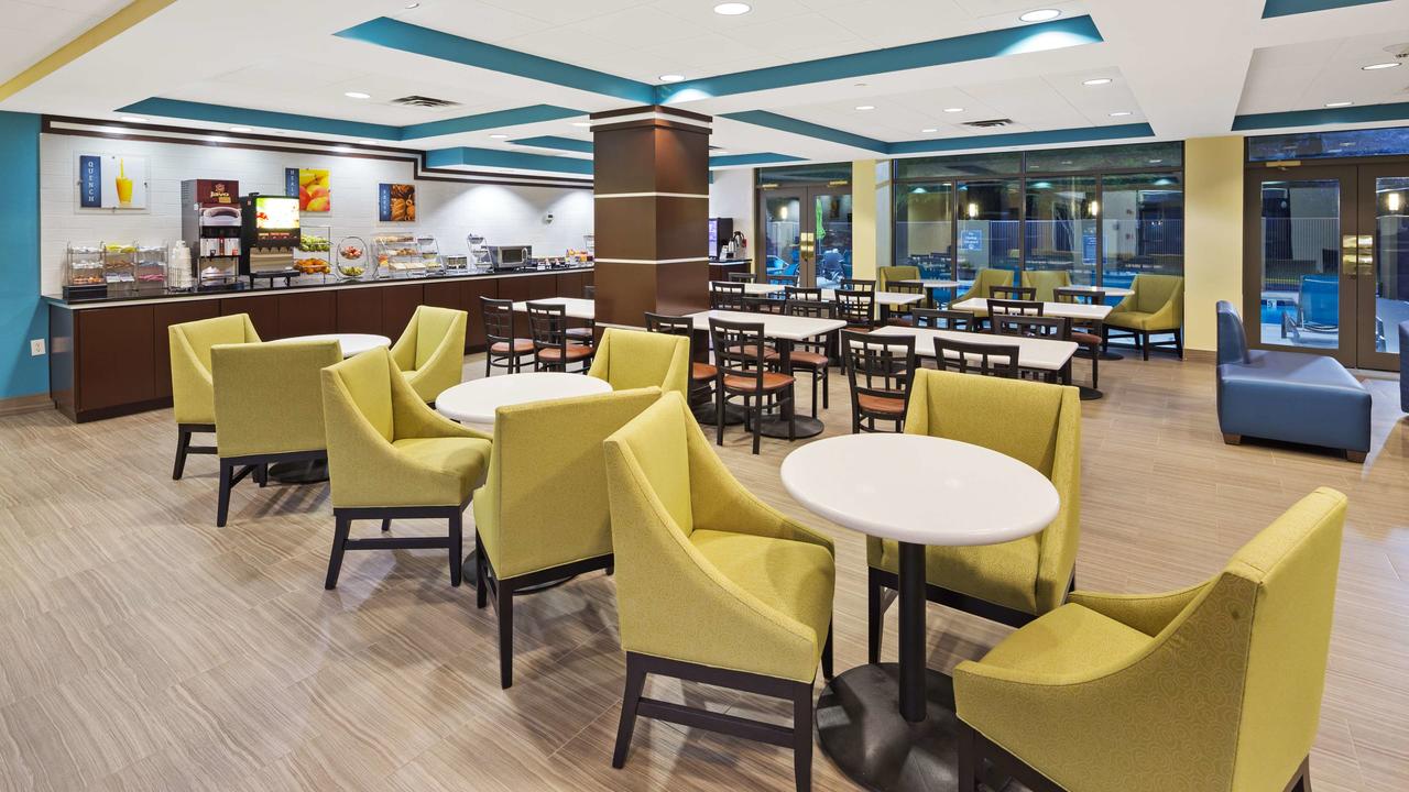 Best Western Plus Birmingham Inn & Suites - thumb 6