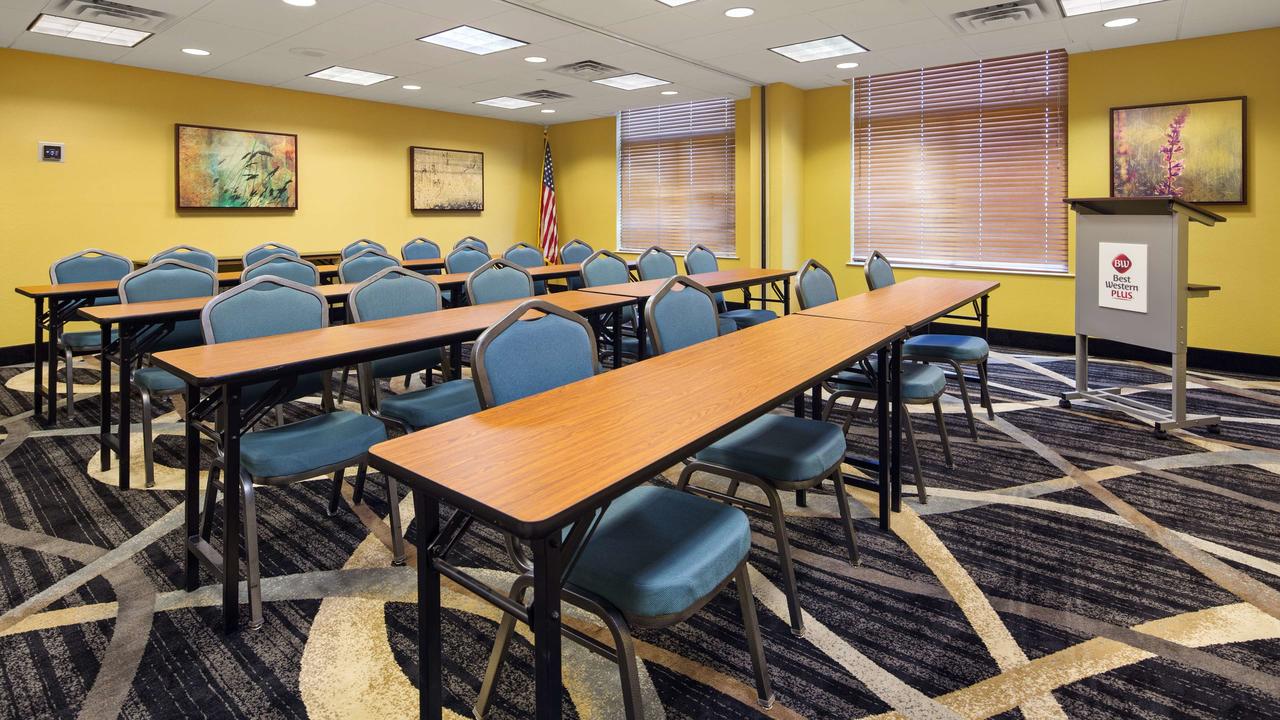 Best Western Plus Birmingham Inn & Suites - thumb 15