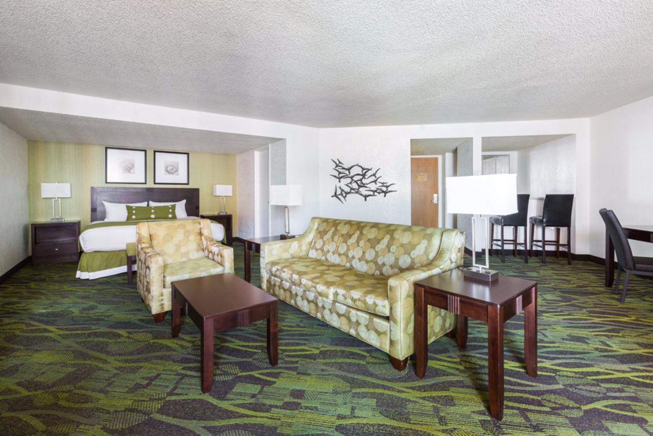 Perdido Beach Resort - thumb 37