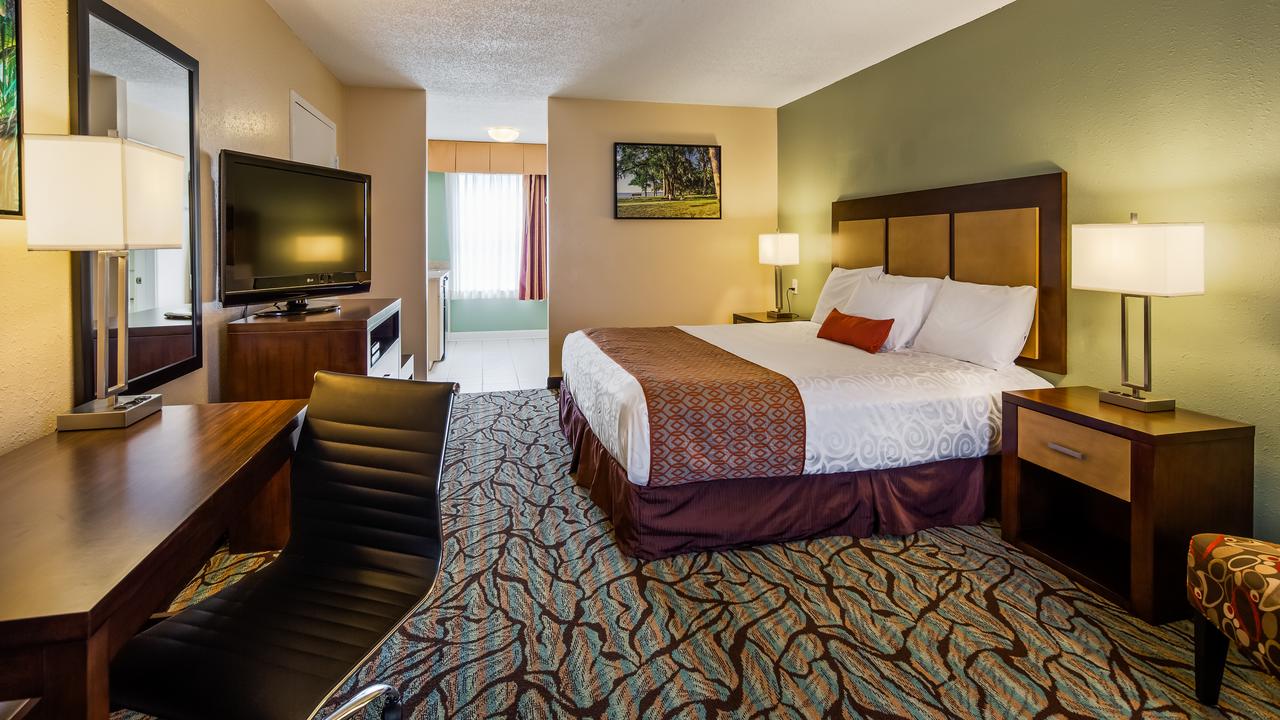 Key West Inn - Fairhope - thumb 11