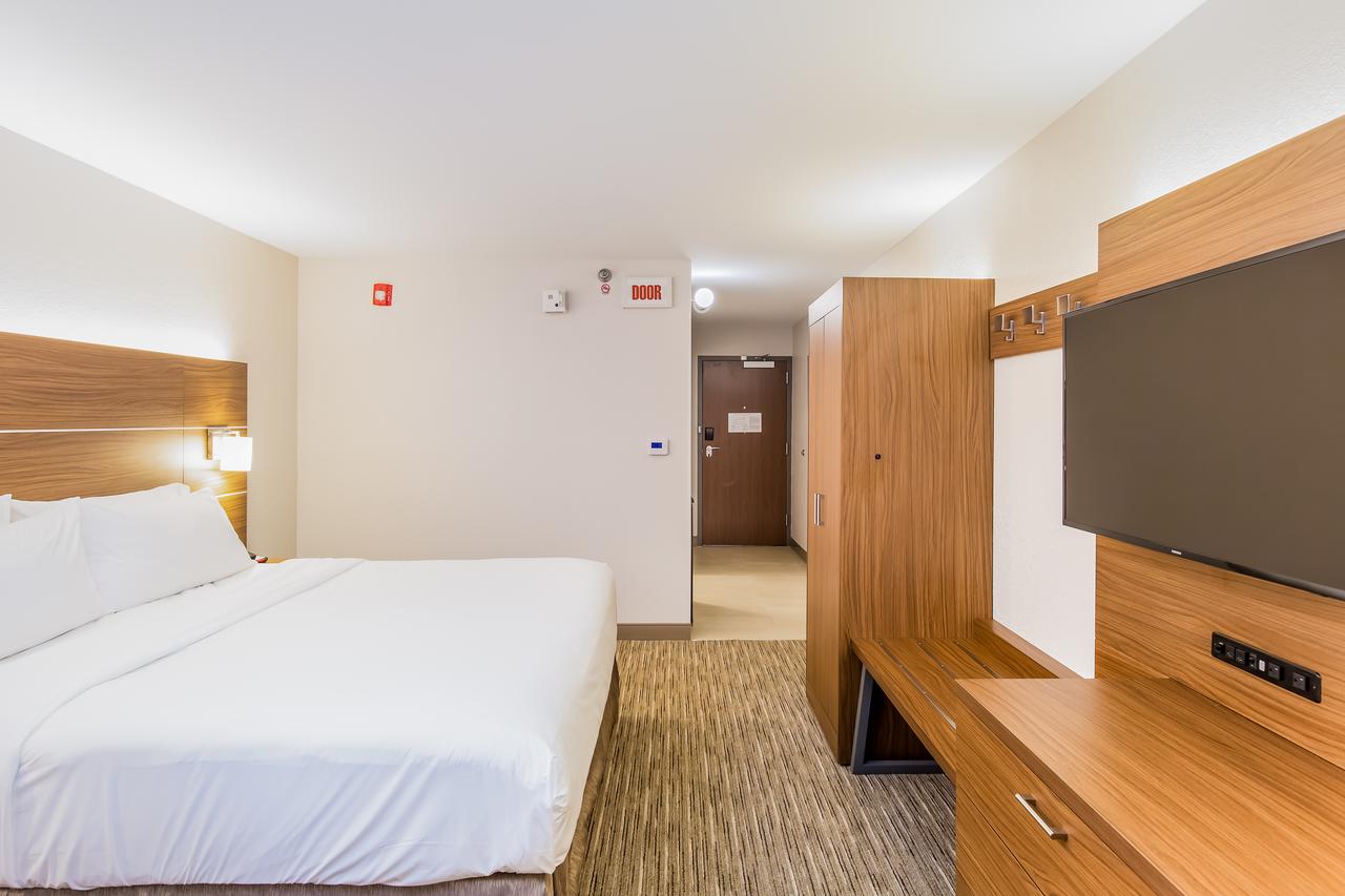 Holiday Inn Express Orange Beach - On The Beach - thumb 6