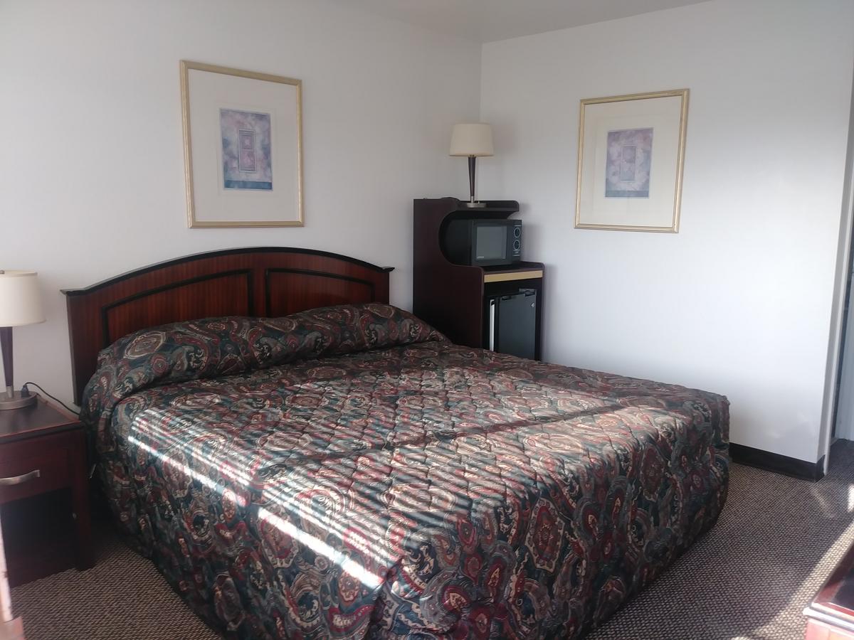 Port City Motel - thumb 5