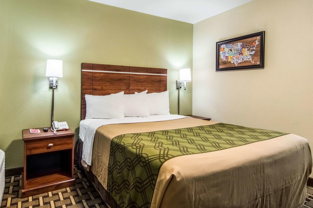 Econo Lodge - thumb 6