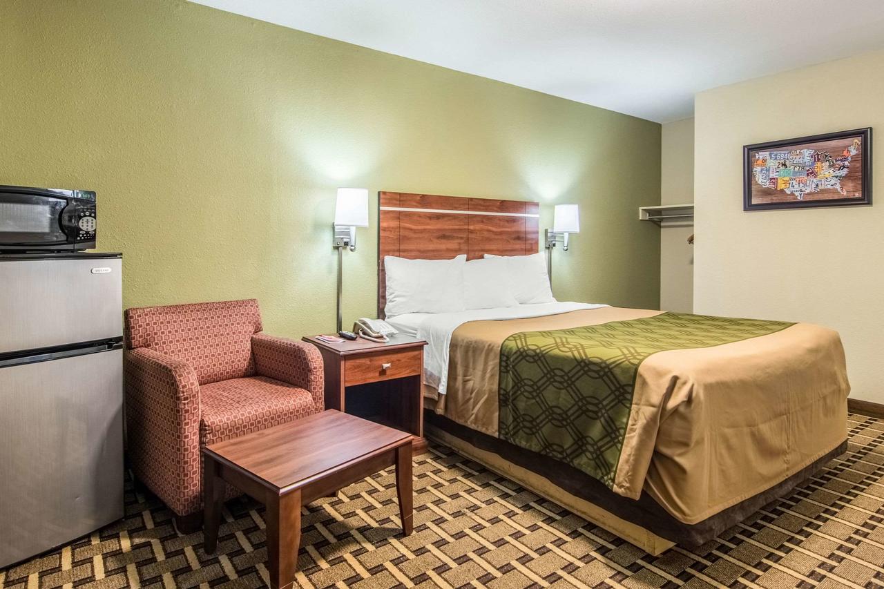 Econo Lodge - thumb 21