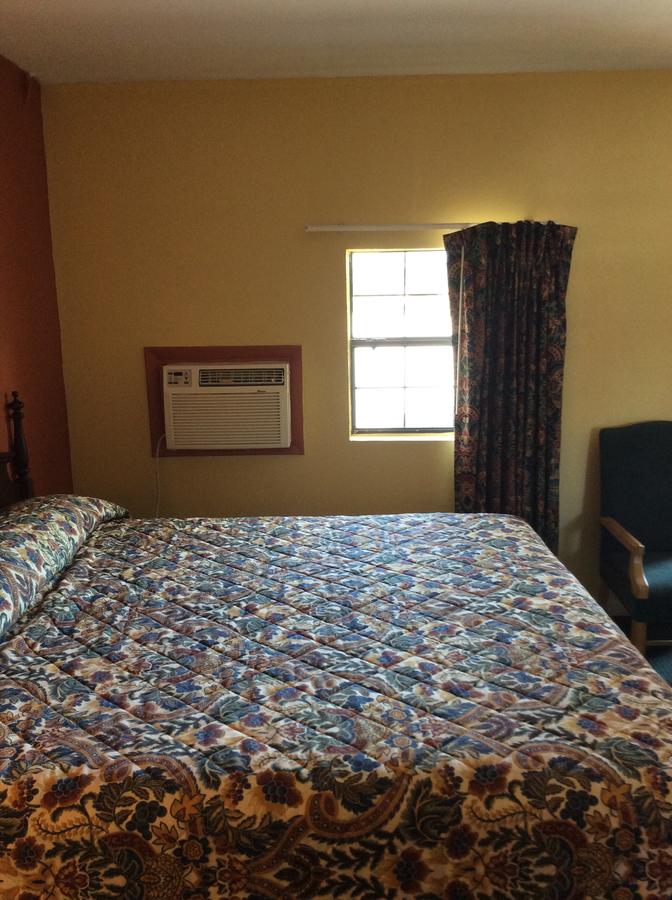 Greenlawn Motel - thumb 7