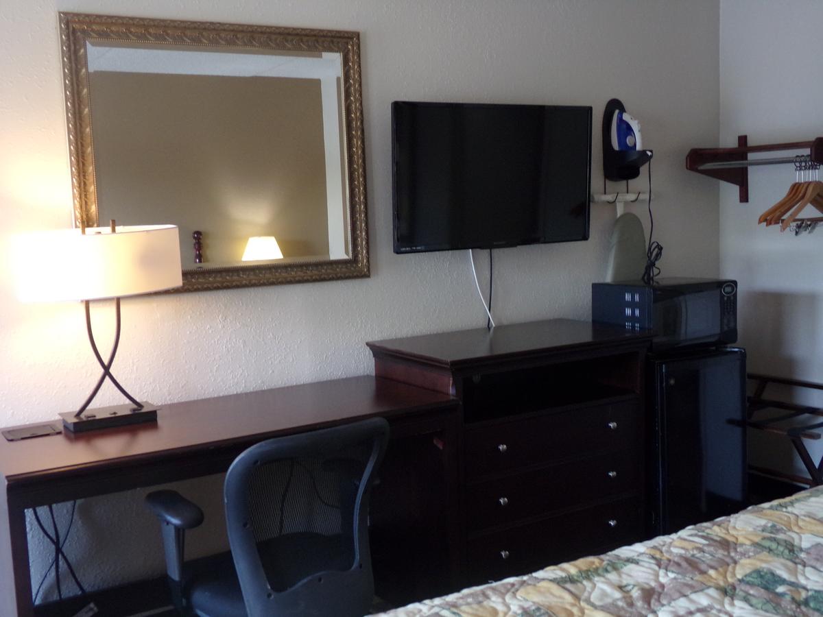 Regency Inn - thumb 7