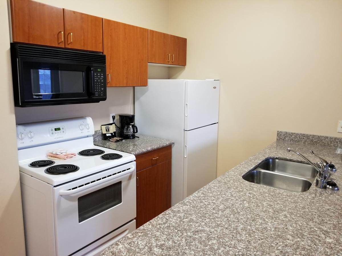 Grand View Inn & Suites - thumb 2
