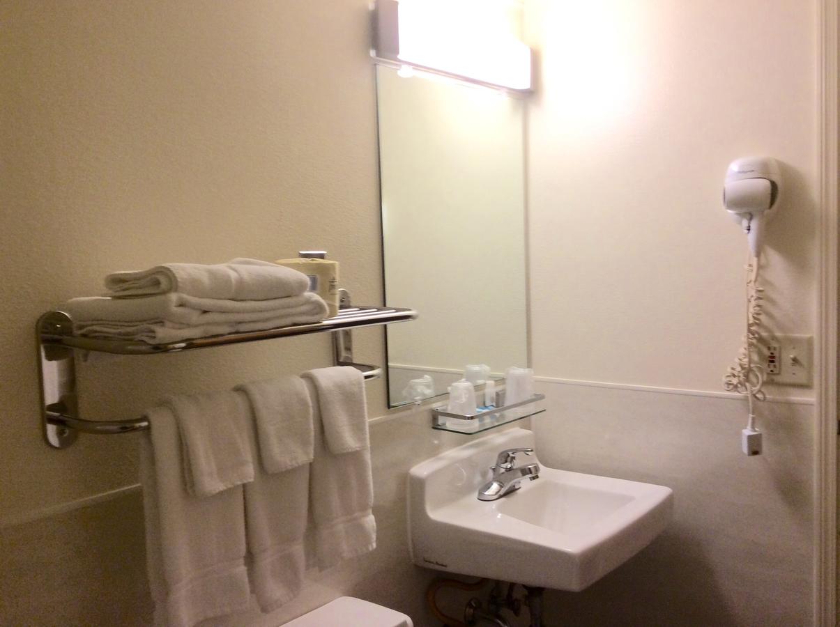 Shelikof Lodge - thumb 29