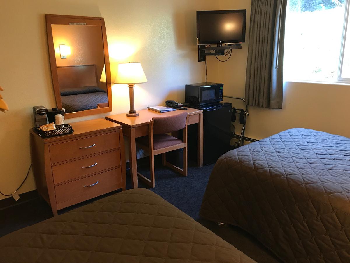 Shelikof Lodge - thumb 9