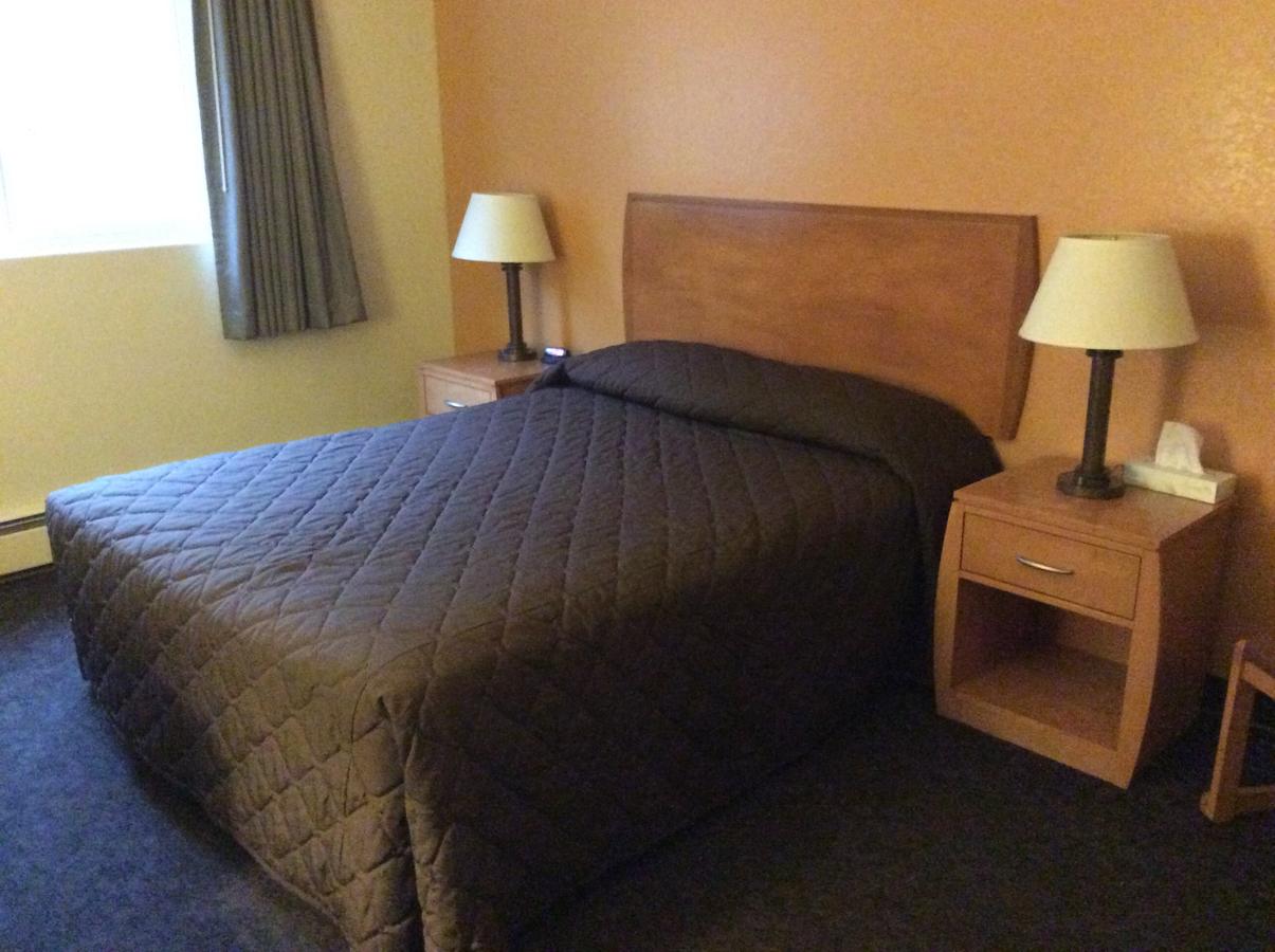 Shelikof Lodge - thumb 30