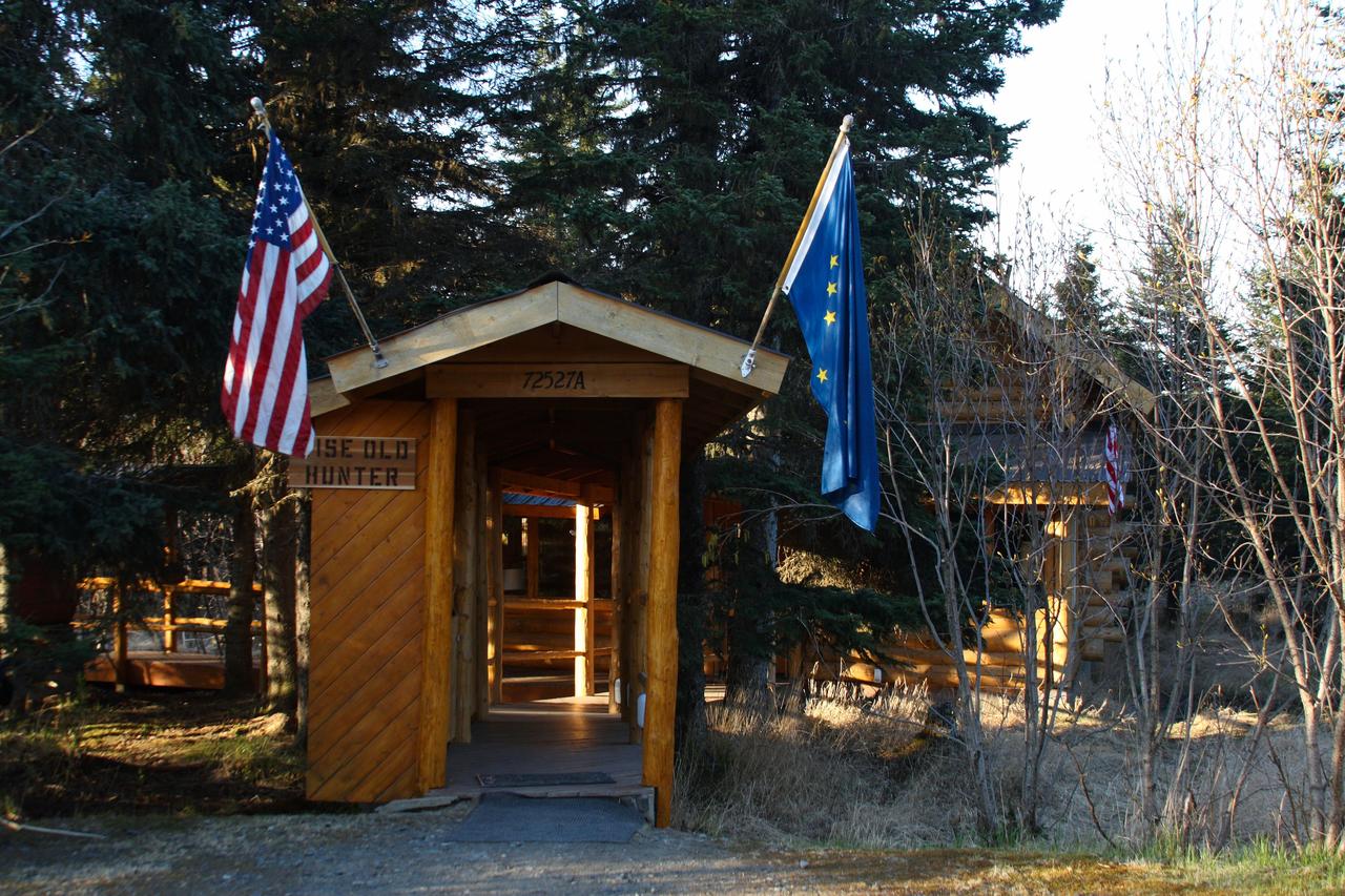 Wise Old Hunter Lodge - thumb 1