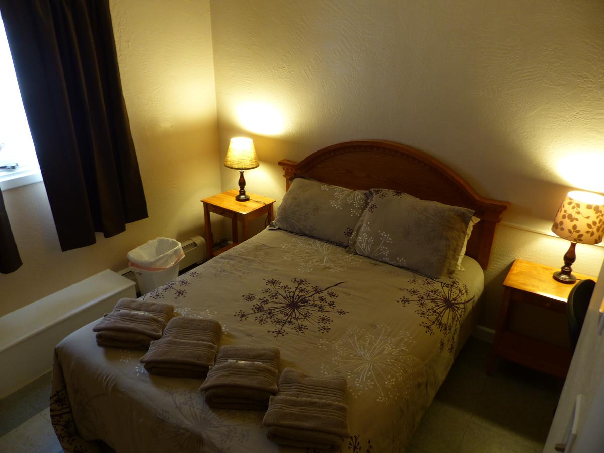 Bent Prop Inn & Hostel Of Alaska - Downtown - thumb 10