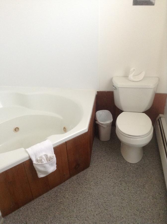 Marina Motel - thumb 9