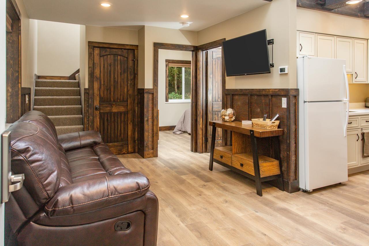 Pine Cottage At Alaska Backcountry Cottages - thumb 38