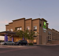 Holiday Inn Express and Suites Oro Valley - Tourism Bookings