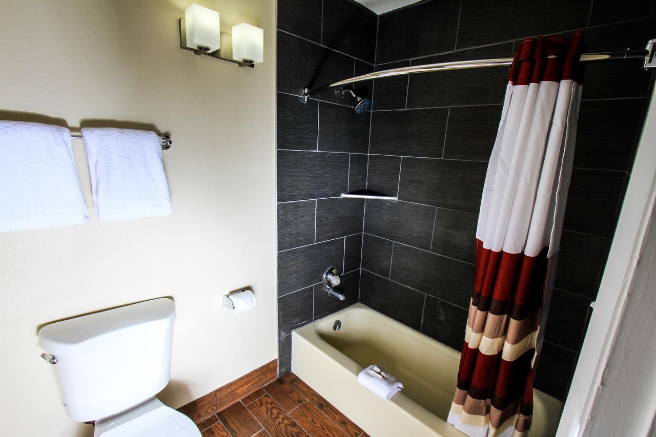 Red Roof Inn PLUS+ Williams â€“ Grand Canyon - thumb 17