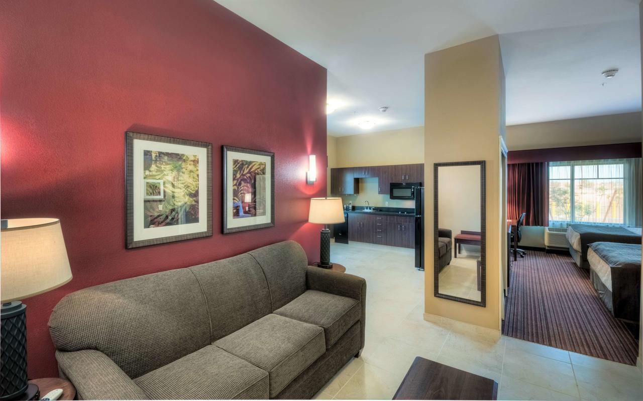 Best Western Plus Chandler Hotel & Suites - thumb 42