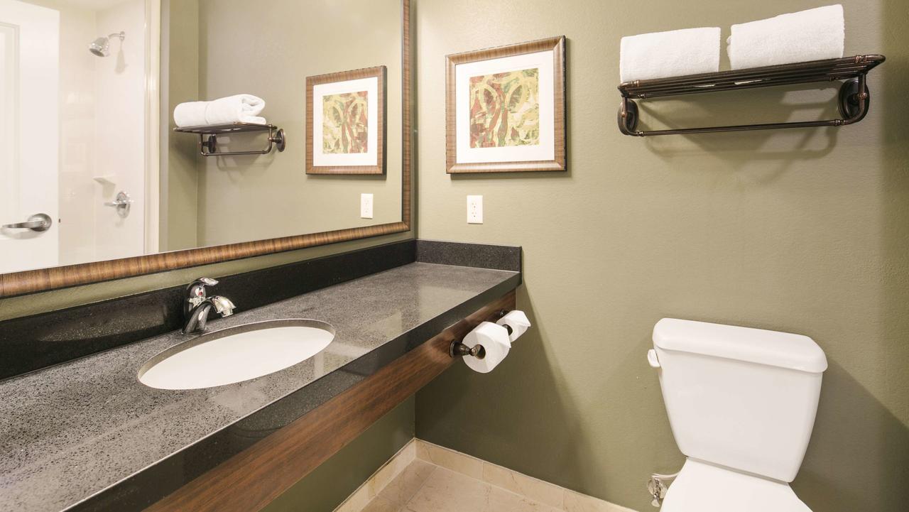 Best Western Plus Chandler Hotel & Suites - thumb 27