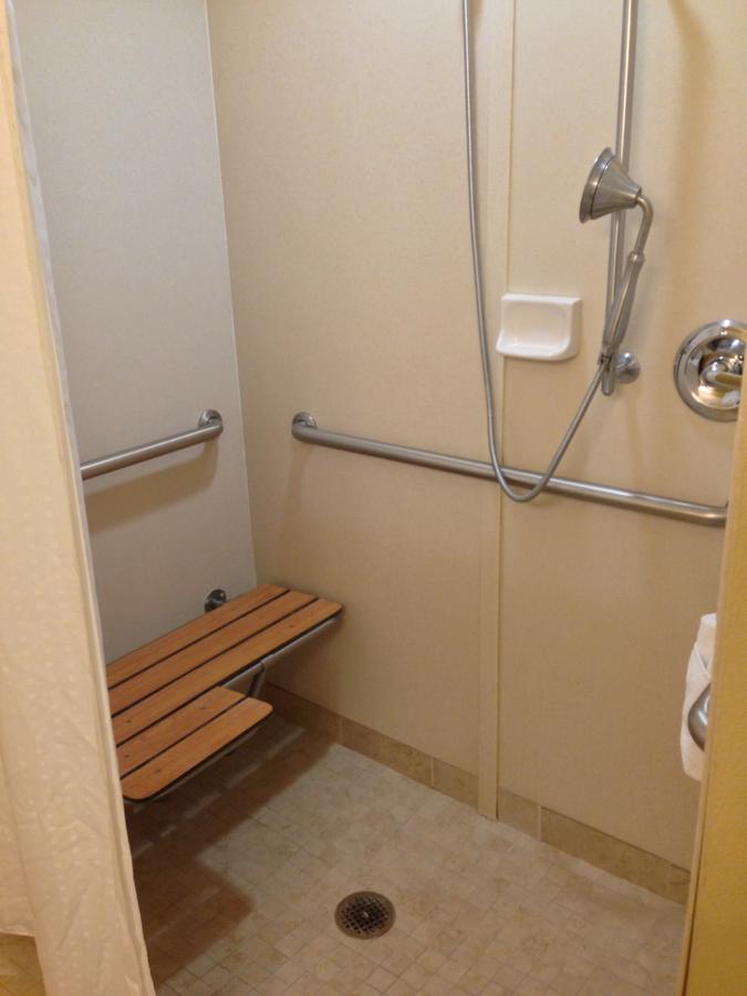 Holiday Inn Express Surprise - thumb 24