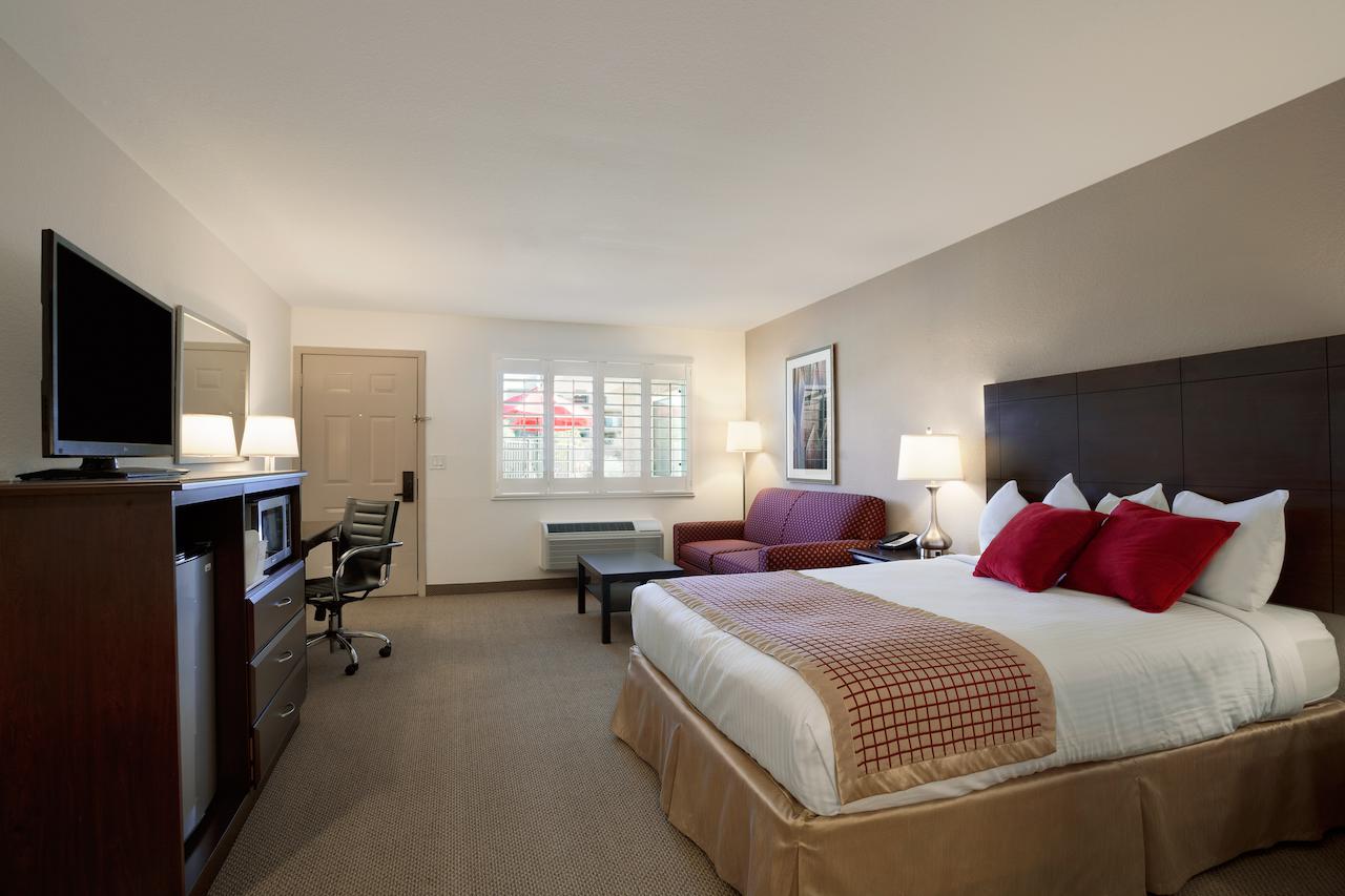 Ramada By Wyndham Tempe/At Arizona Mills Mall - thumb 19