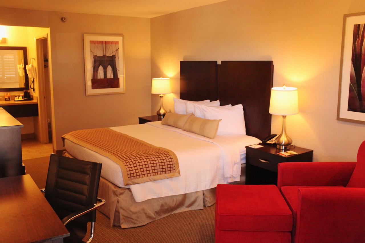 Ramada By Wyndham Tempe/At Arizona Mills Mall - thumb 16