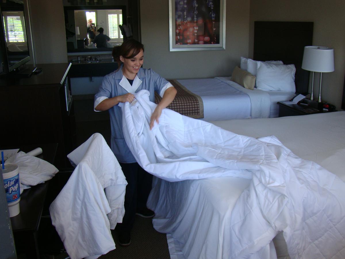 Ramada By Wyndham Tempe/At Arizona Mills Mall - thumb 31