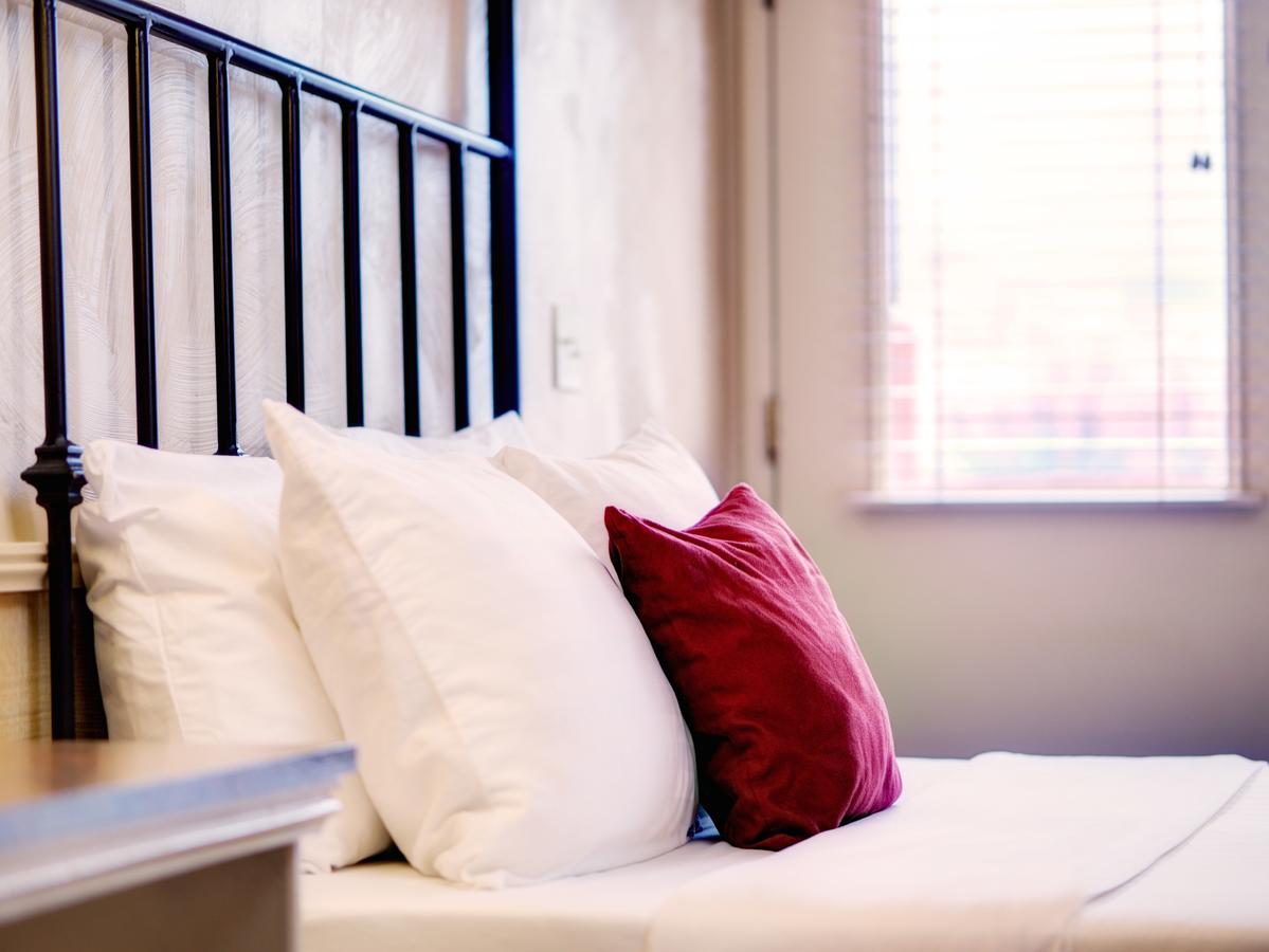 Sky Ranch Lodge - thumb 35