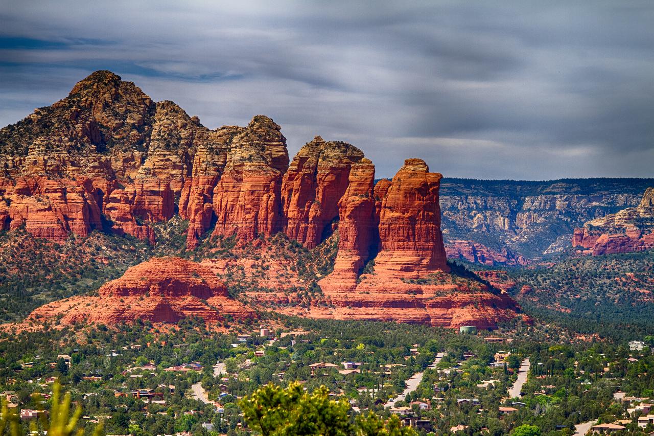 Sky Ranch Lodge - thumb 29