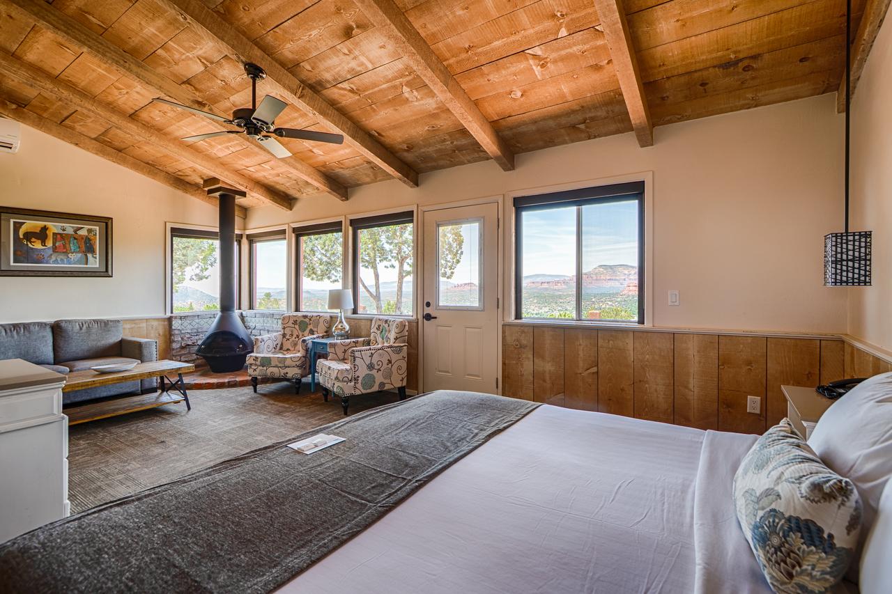 Sky Ranch Lodge - thumb 10