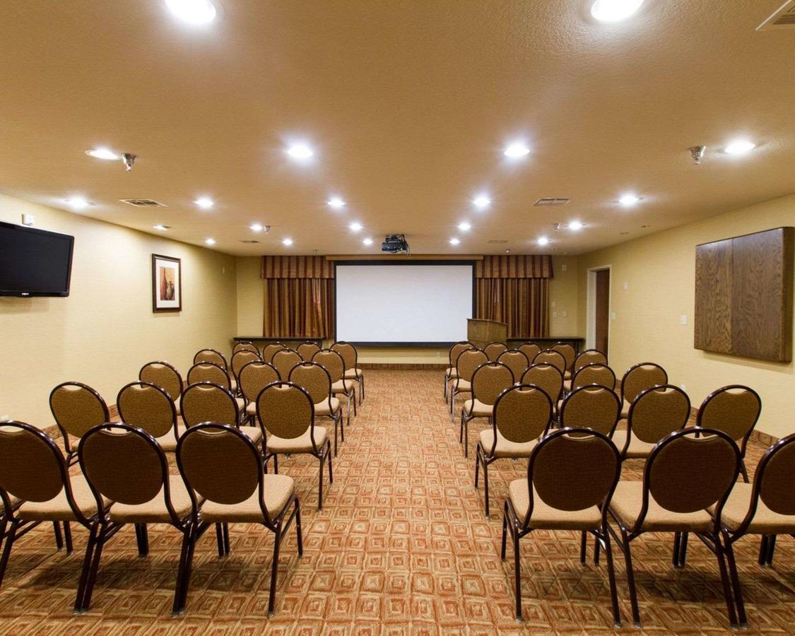 Comfort Suites Phoenix Airport - thumb 14