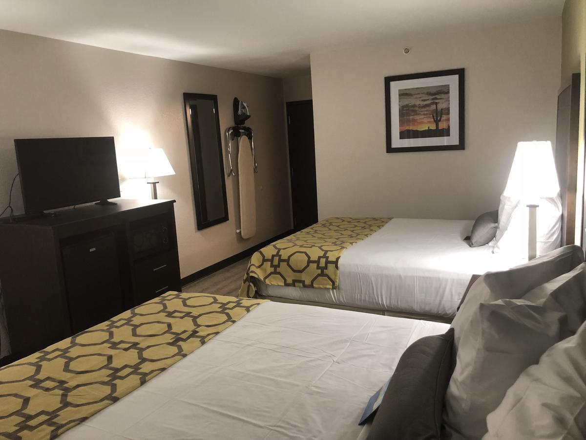 Baymont By Wyndham Phoenix I-10 Near 51st Ave - thumb 44