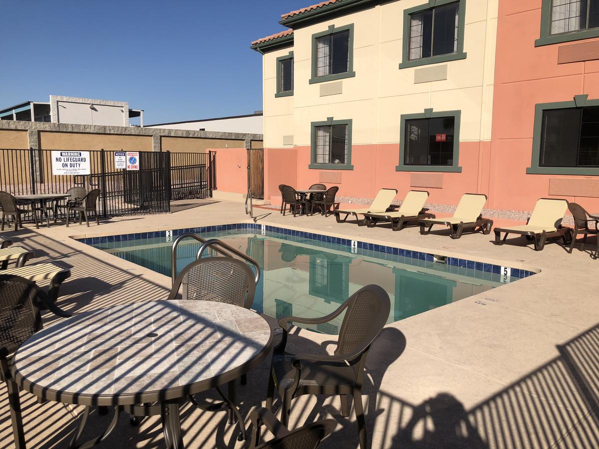 Baymont By Wyndham Phoenix I-10 Near 51st Ave - thumb 28