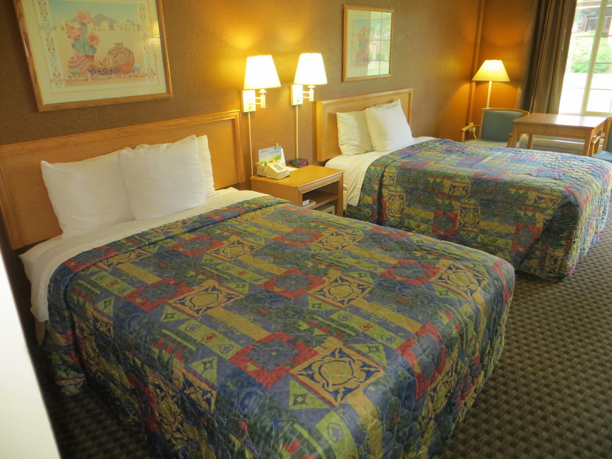 Days Inn By Wyndham Flagstaff - West Route 66 - thumb 14