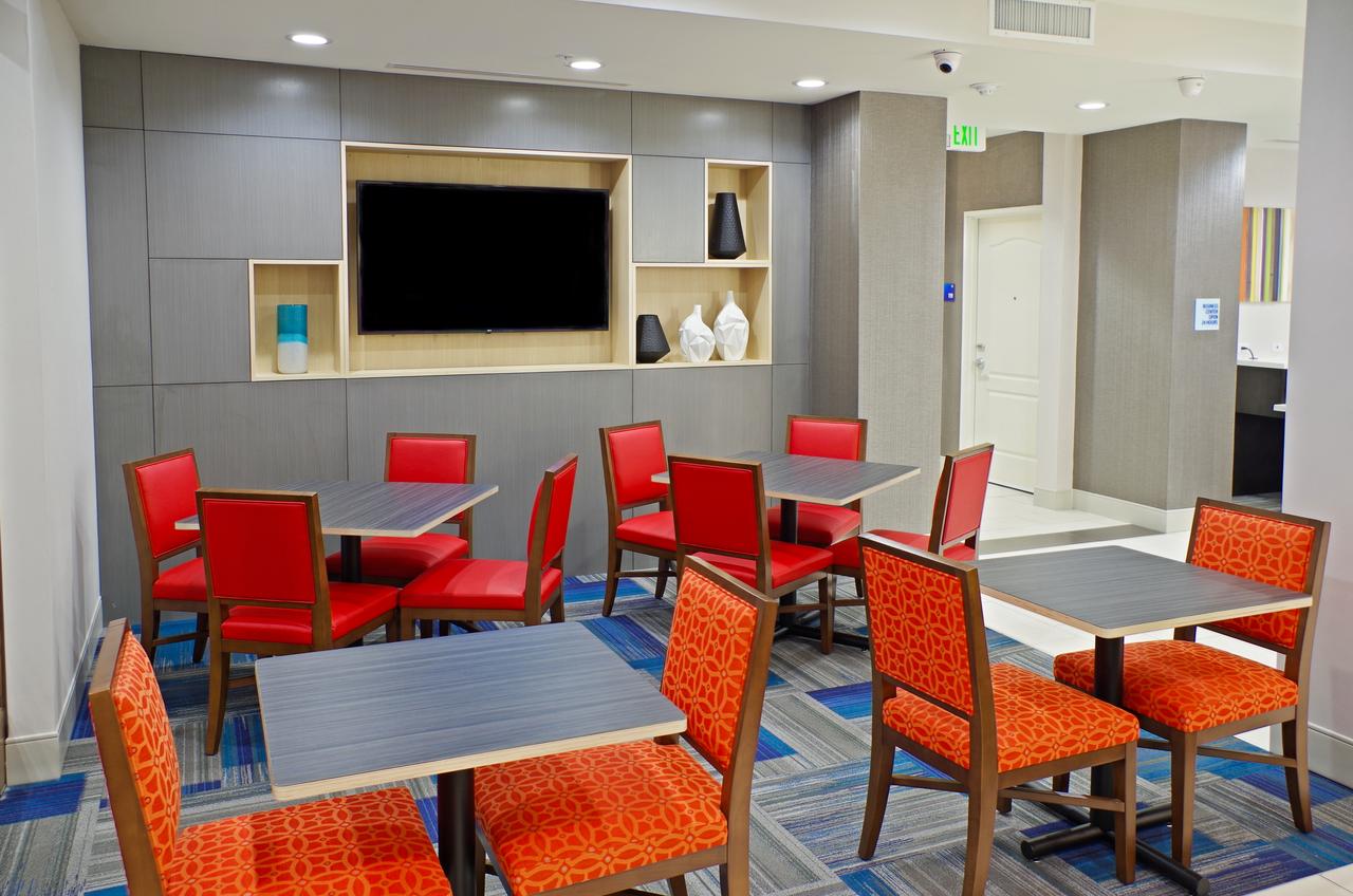Holiday Inn Express & Suites - Phoenix North - Scottsdale - thumb 35