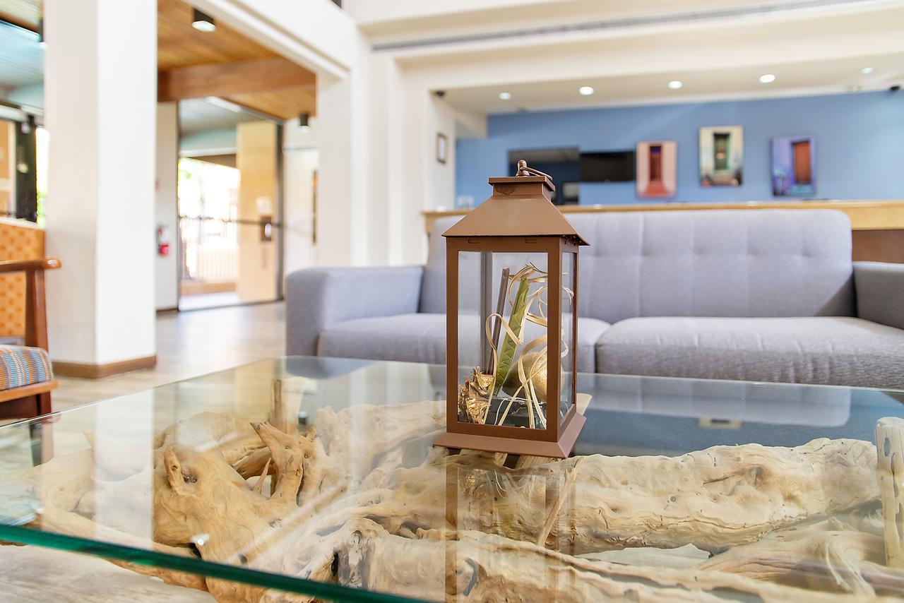 Stay Tucson & Inn Suites - thumb 8