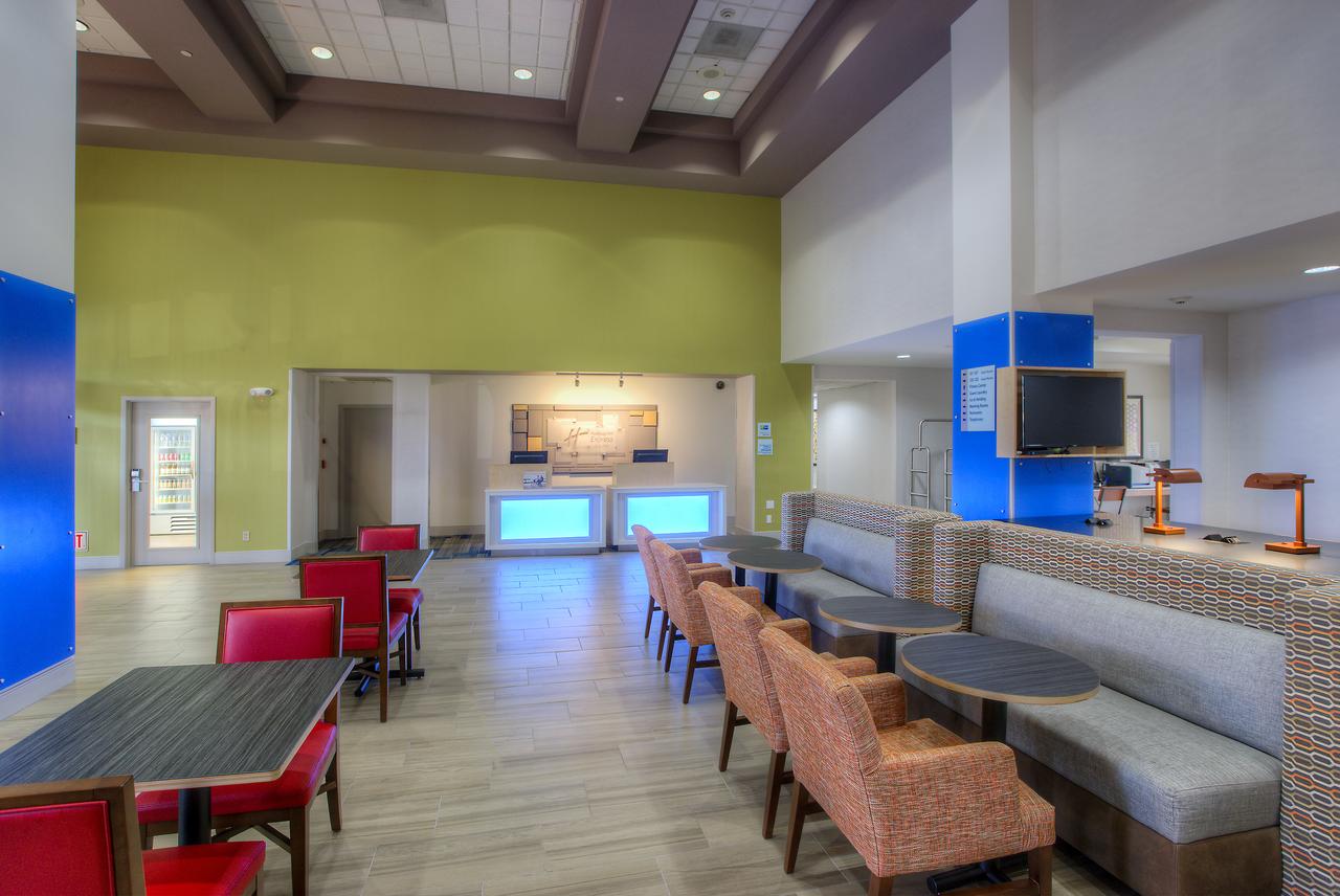 Holiday Inn Express Hotel & Suites Tempe - thumb 19