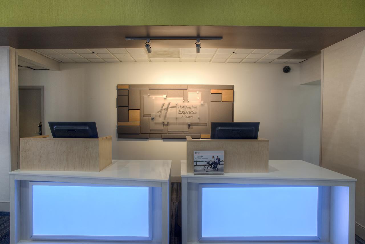 Holiday Inn Express Hotel & Suites Tempe - thumb 20