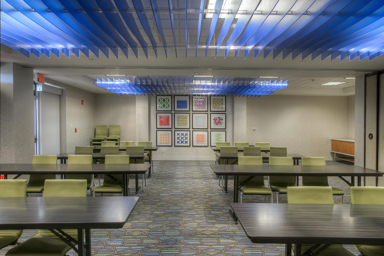 Holiday Inn Express Hotel & Suites Tempe - thumb 13