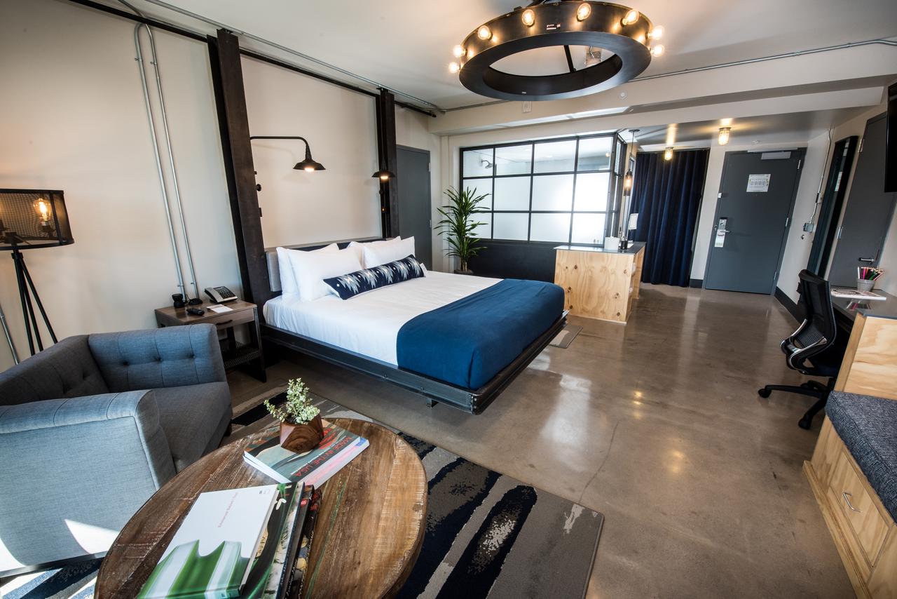 Found Re Phoenix - thumb 37