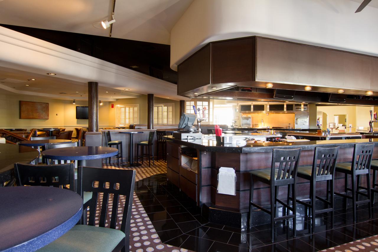 Hilton Phoenix Airport - thumb 20