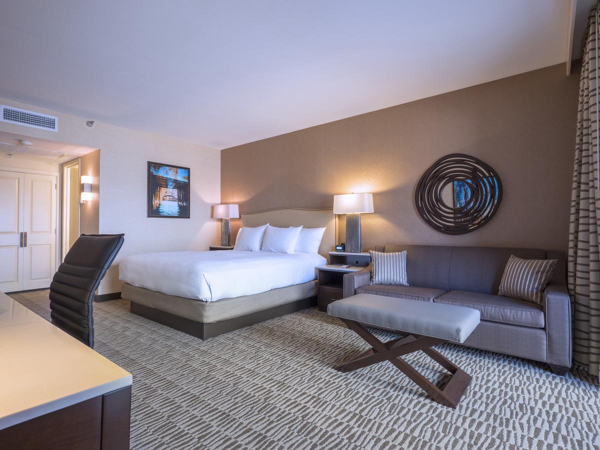 Hilton Phoenix Airport - thumb 9