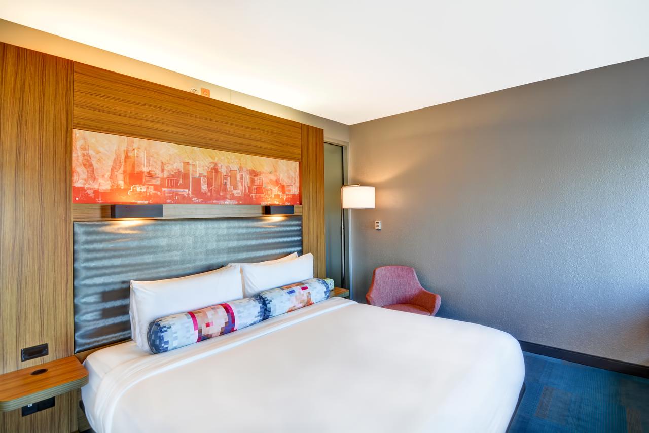 Aloft Phoenix Airport - thumb 1