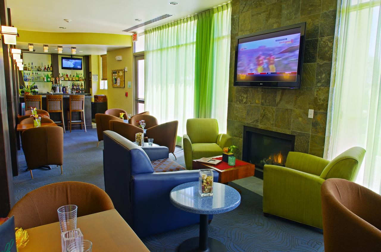 Holiday Inn Phoenix Airport - thumb 24