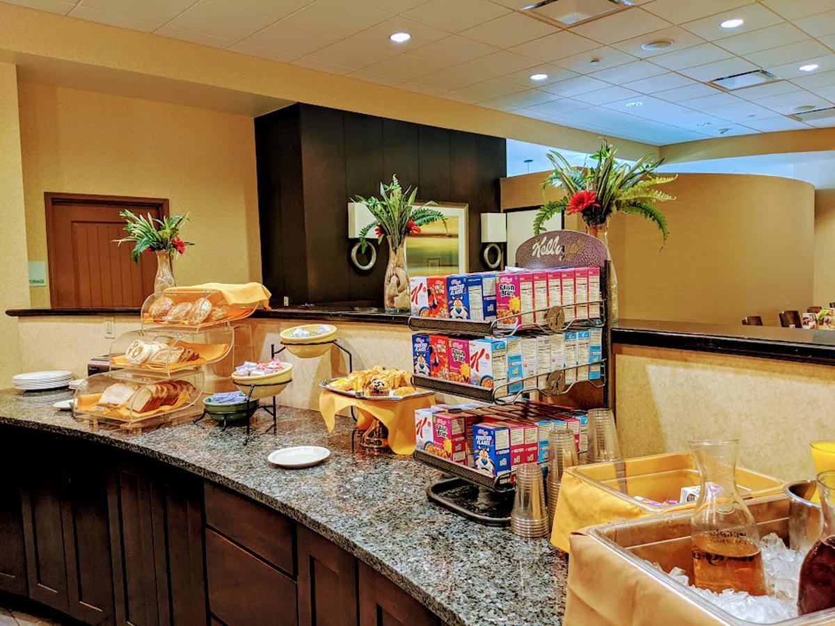 Holiday Inn Phoenix Airport - thumb 2